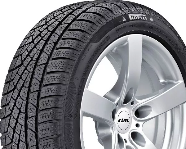 Pirelli Winter 240 SottoZero 305/35R20 104V padangos