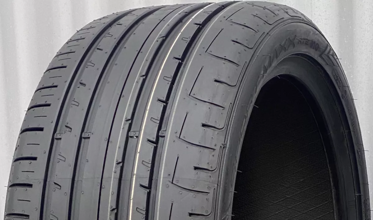 Dunlop SP Sport Maxx RT 2 SUV 275/45R20 110Y XL padangos