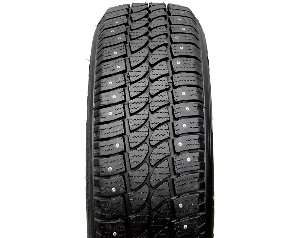 Taurus 201 Studded 215/65R16C 109/107R padangos