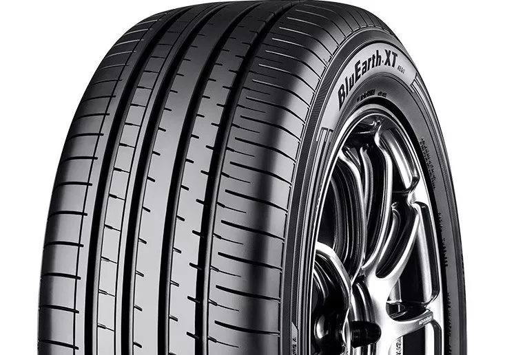 Yokohama BLUEARTH-XT AE61 225/45R19 92W padangos
