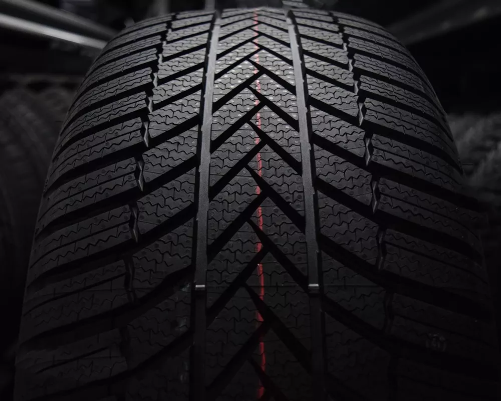 Bridgestone Blizzak LM-005 295/35R19 104V XL padangos