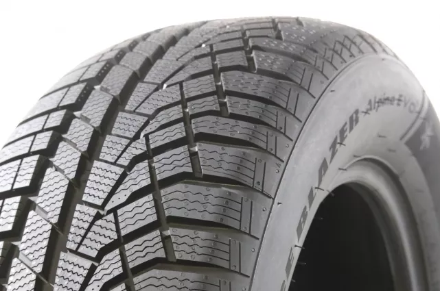 Sailun Ice Blazer Alpine EVO 1 235/50R18 101V XL padangos