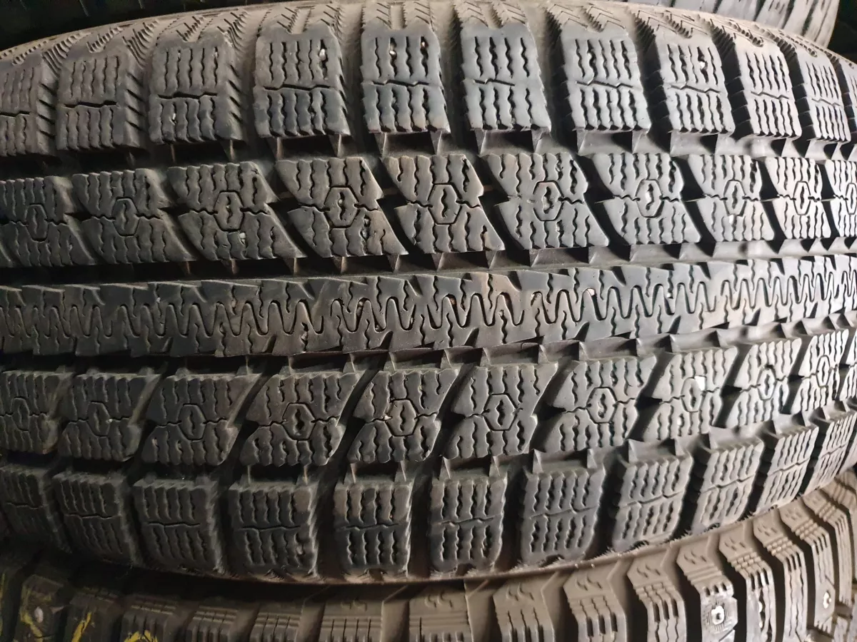Toyo Observe Gsi-5 205/55R16