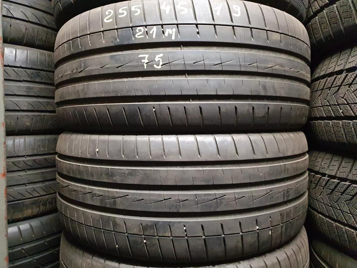 Vredestein Ultrac Vorti+ 255/45R19