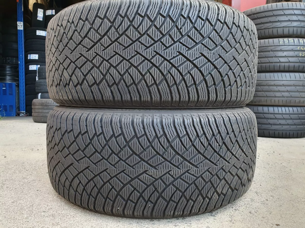 Nokian Hakkapeliitta R5 255/45R19