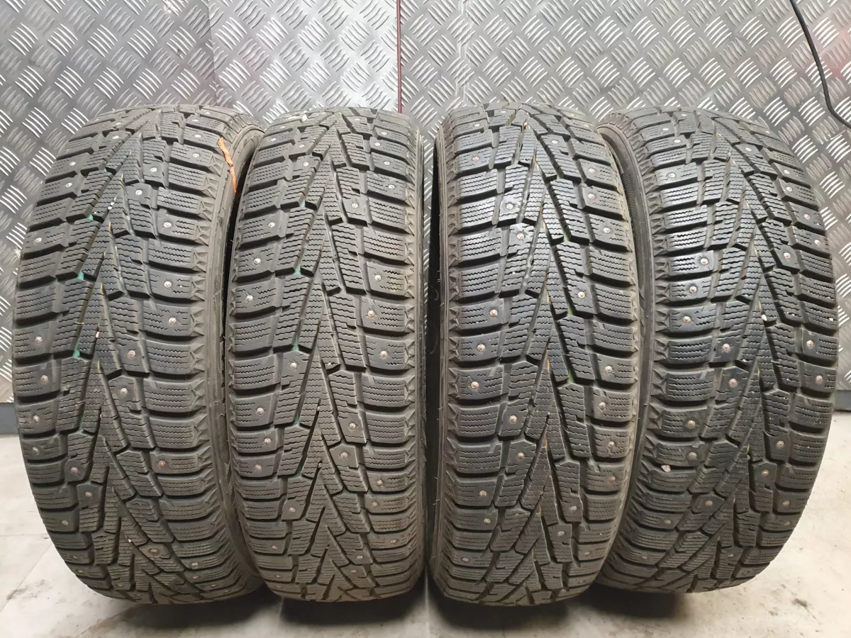 Roadstone Winguard win Spike 185/60R15