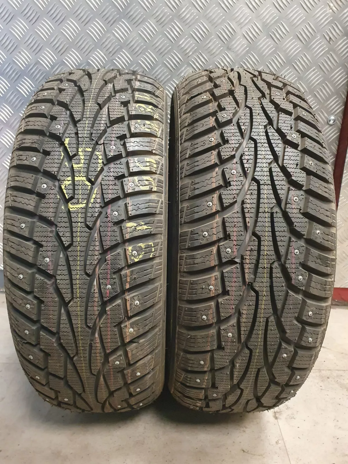 Nankang Snow Winter dygliuotos padangos 185/55R15
