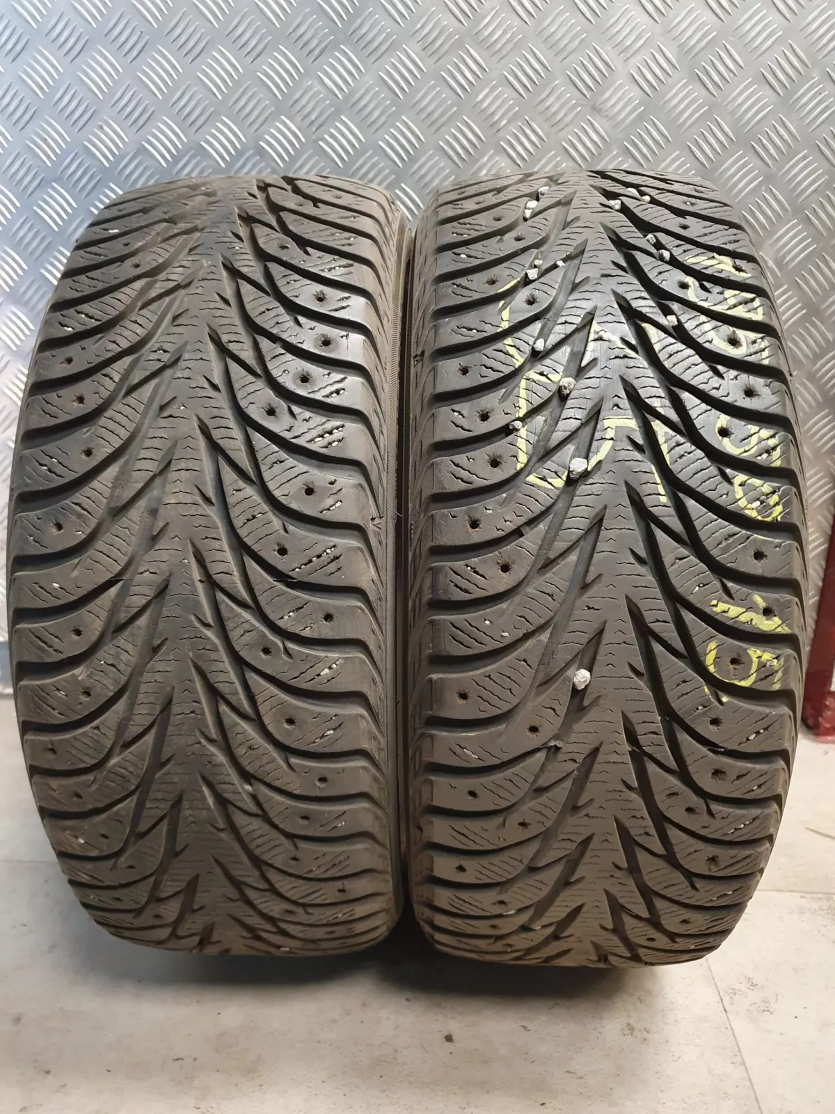 Yokohama žiemines padangos 195/50R15