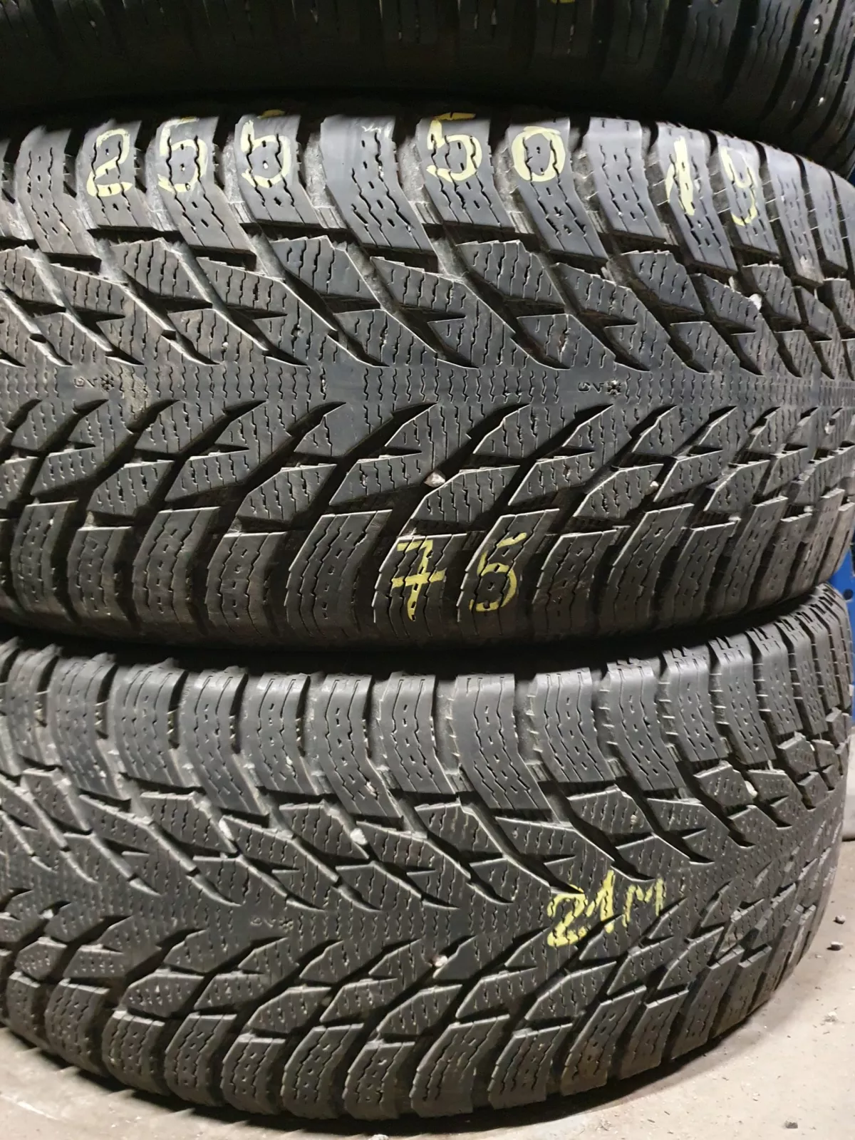 Nokian Hakapelliita R3 255/50R19