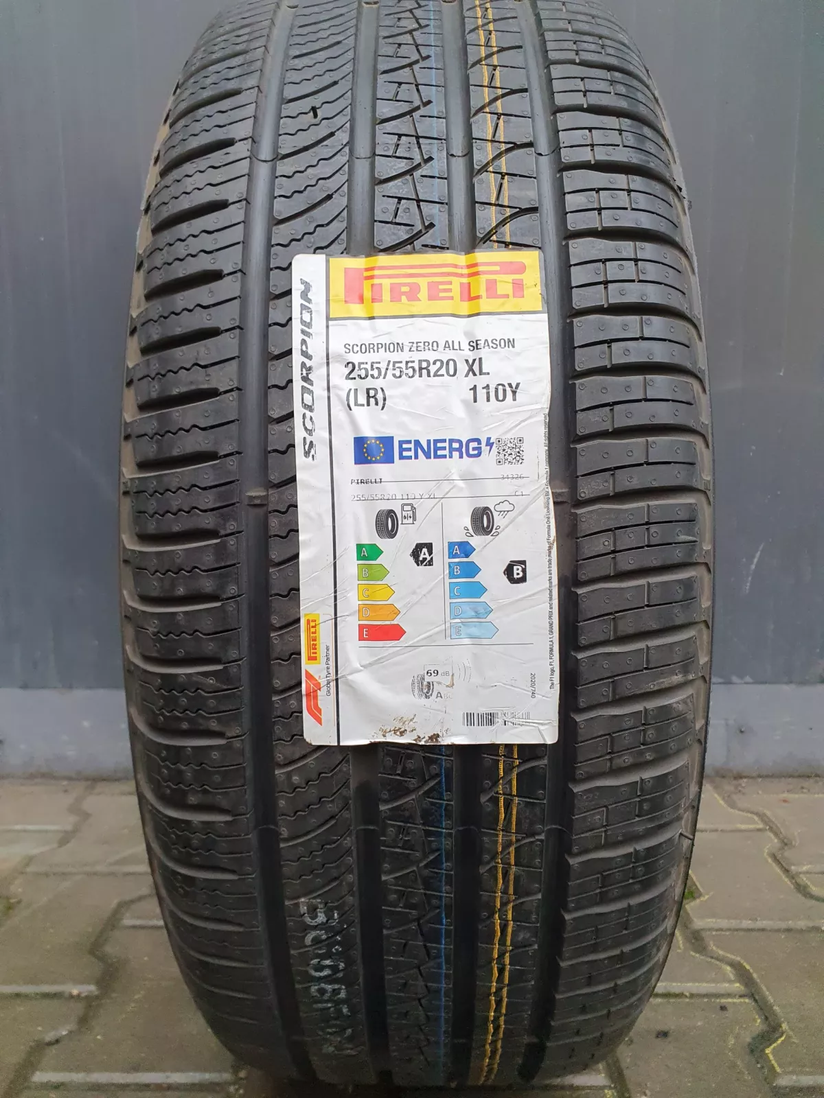 Pirelli Scorpion Zero All Season 255/55R20 110Y XL