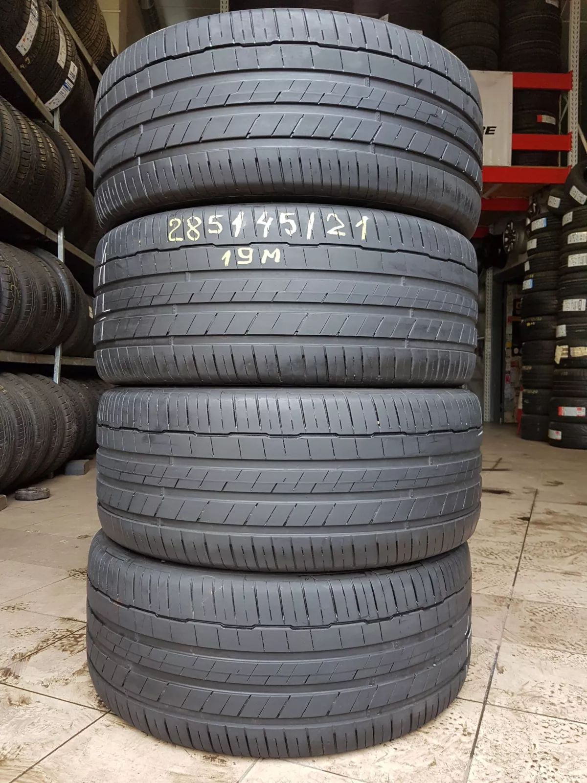Hankook Ventus S1 Evo3 285/45R21