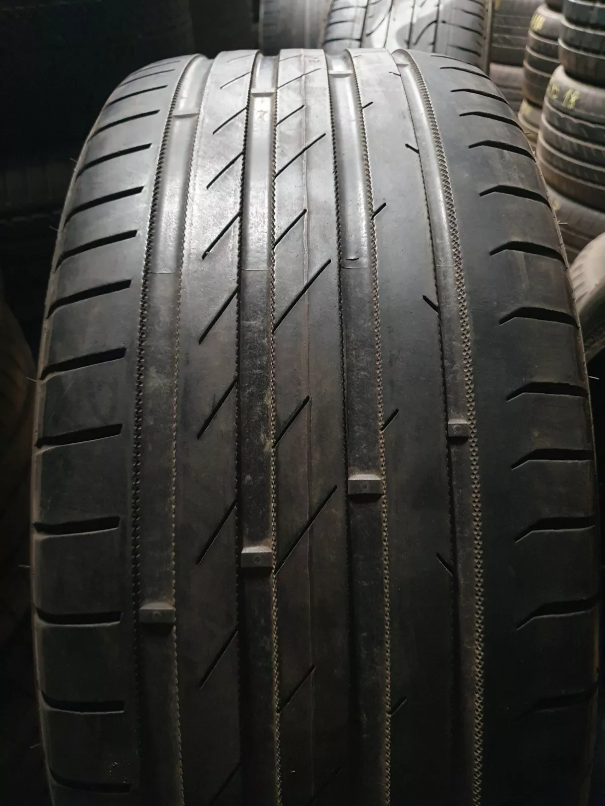 Nokian Hakka Black 225/45R19