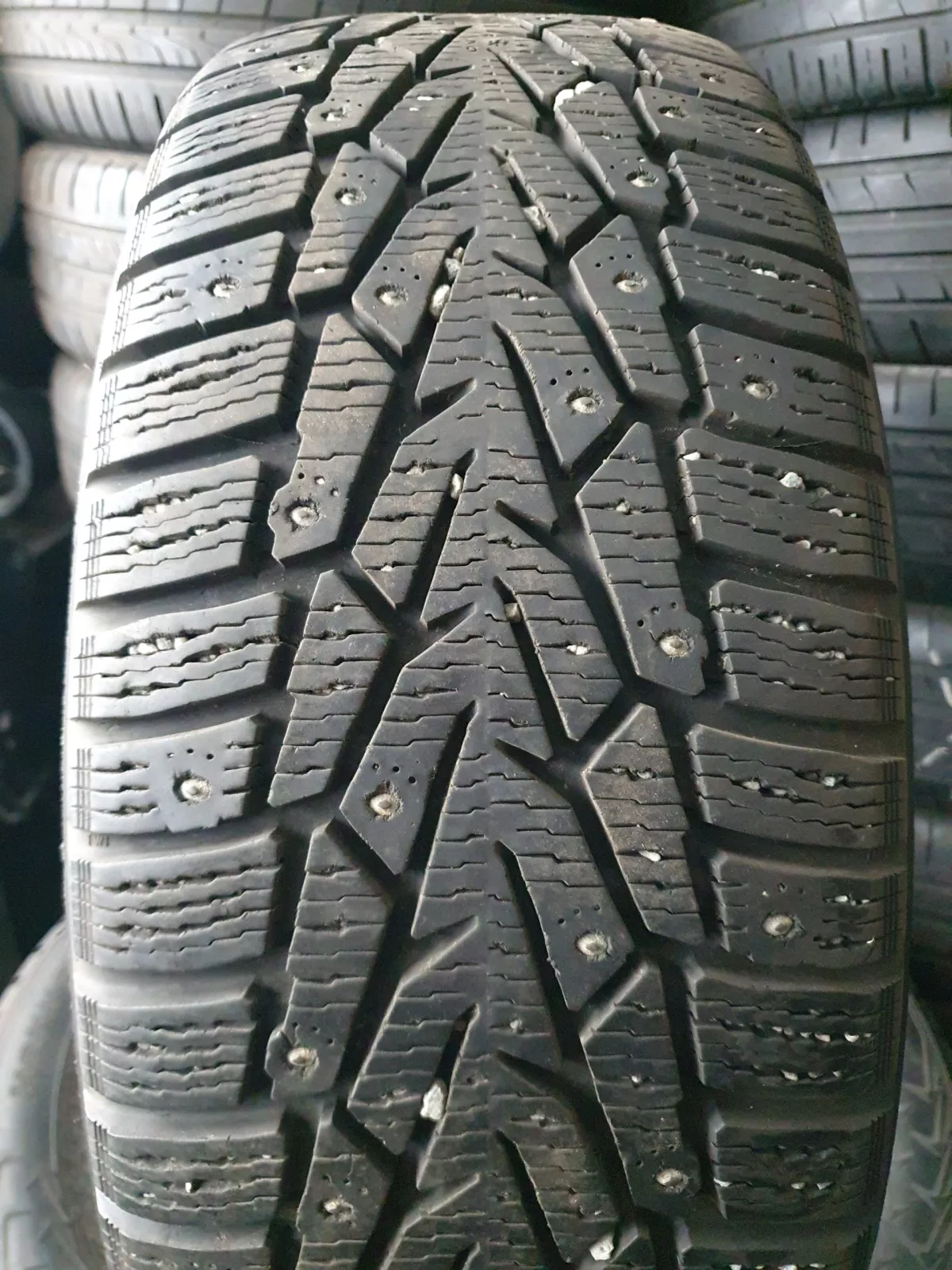 Nokian hakkapeliitta7 225/55R17 padangos
