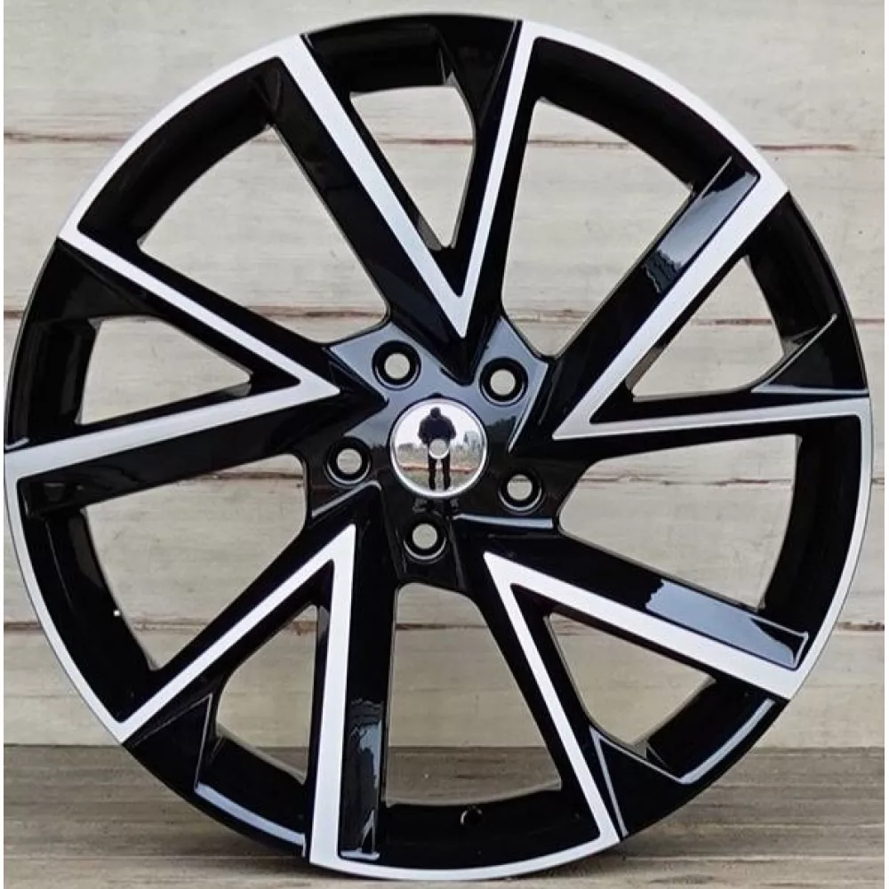 AMZ 0262 BMF ratlankiai 5×114.3 R16 ET45 6.5J