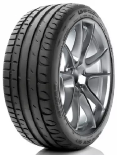 Taurus UHP 225/40R18 92W XL padangos