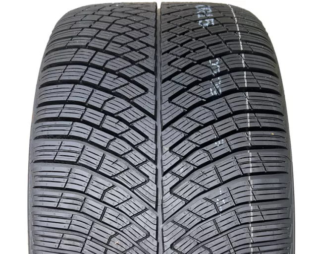 Pirelli P-Zero Winter 2 MO 325/40R22 114V padangos