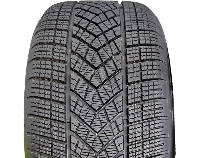 Goodyear DEMO 500 KM Ultragrip Performance + (*) 255/50R21 109H XL padangos