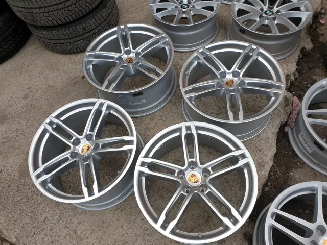 Porshe Macan BBS 5×112 R19
