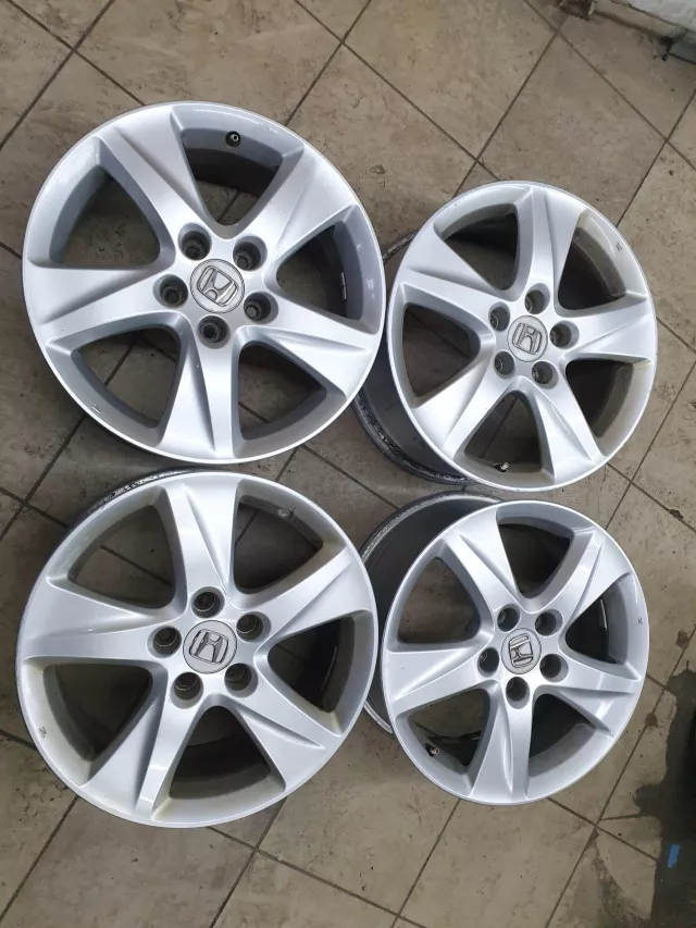 Honda Enkei Ratlankiai 5×114.3 R17