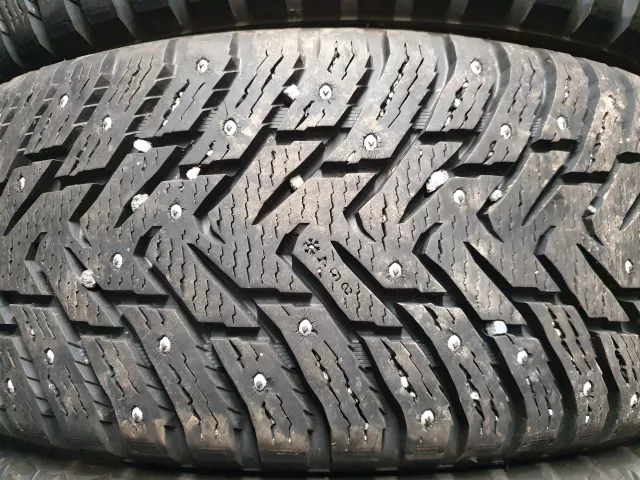 Nokian Hakkapelitta 8 SUV 265/65 R17