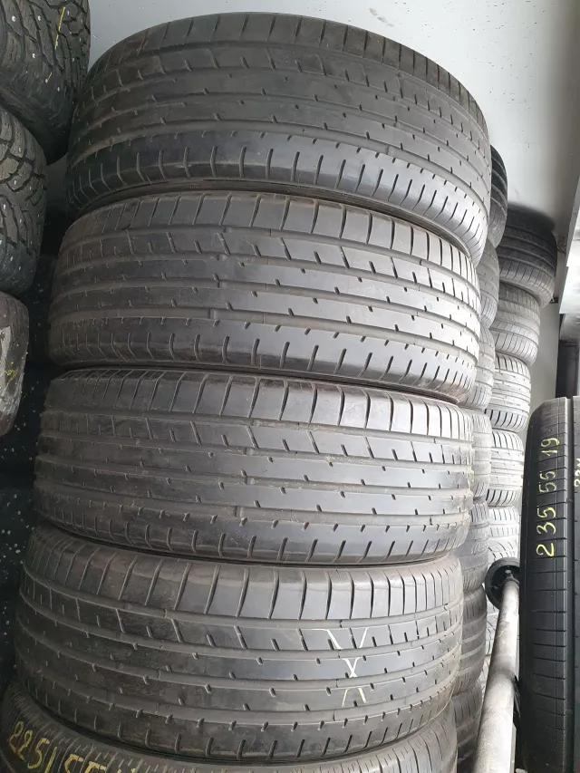 Toyo proxes R36 padangos 225/55 R19
