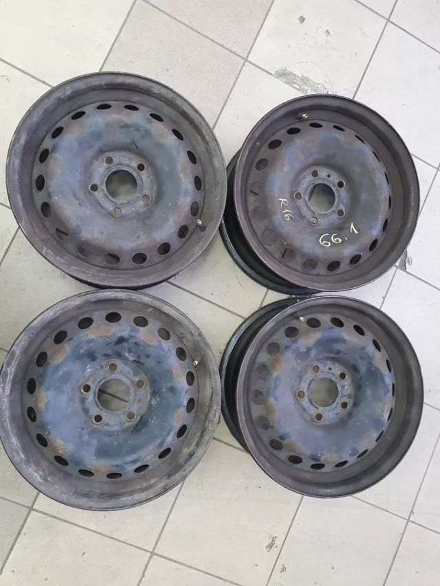 Nissan Skardiniai ratlankiai 5×114 R16