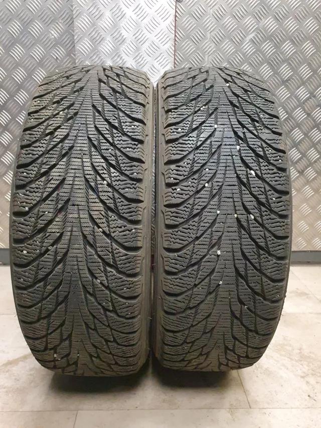 Nokian Hakkapelliita R2 žiemines padangos 185/60R15 7mm