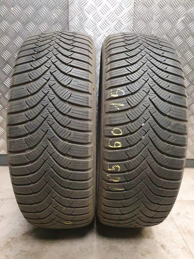 Hankook žiemines padangos 185/60R15