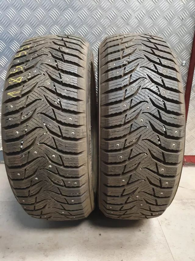 Kumho dygliuotos padangos 185/55R15