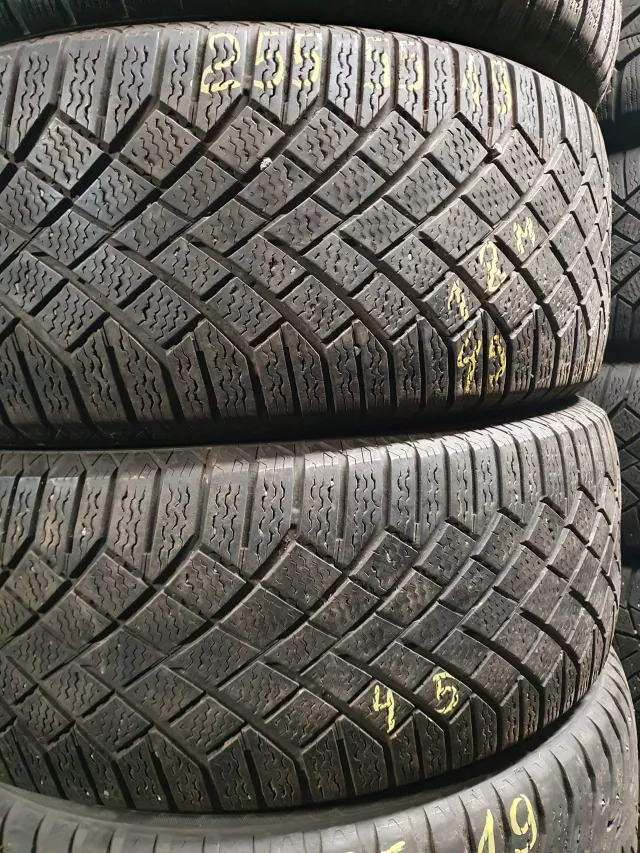 Continental VikingContact 7 255/55R19