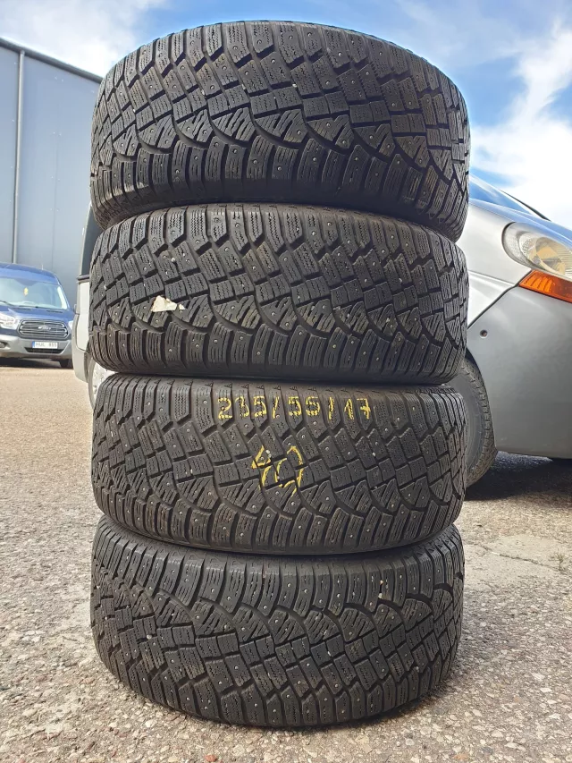 Continental IceContac 2 235/55R17 Dygliuotos