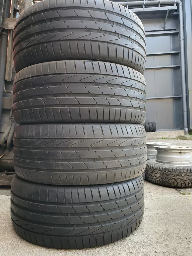 Hankook Ventus S1 evo2 255/45R19