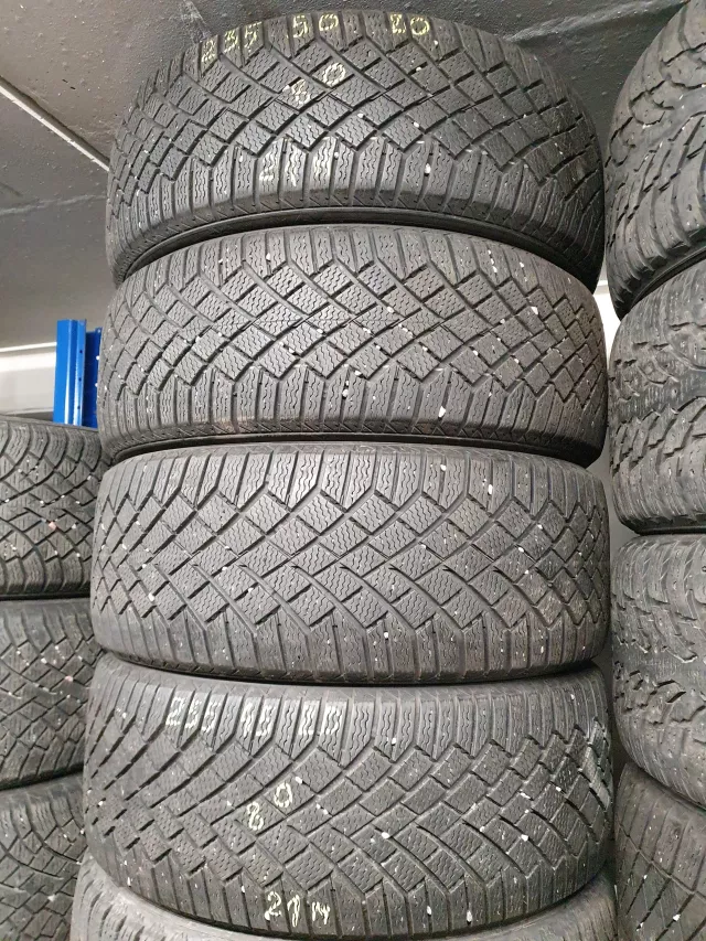Continental VikingContact7 235/50R20+255/45R20 Padangos