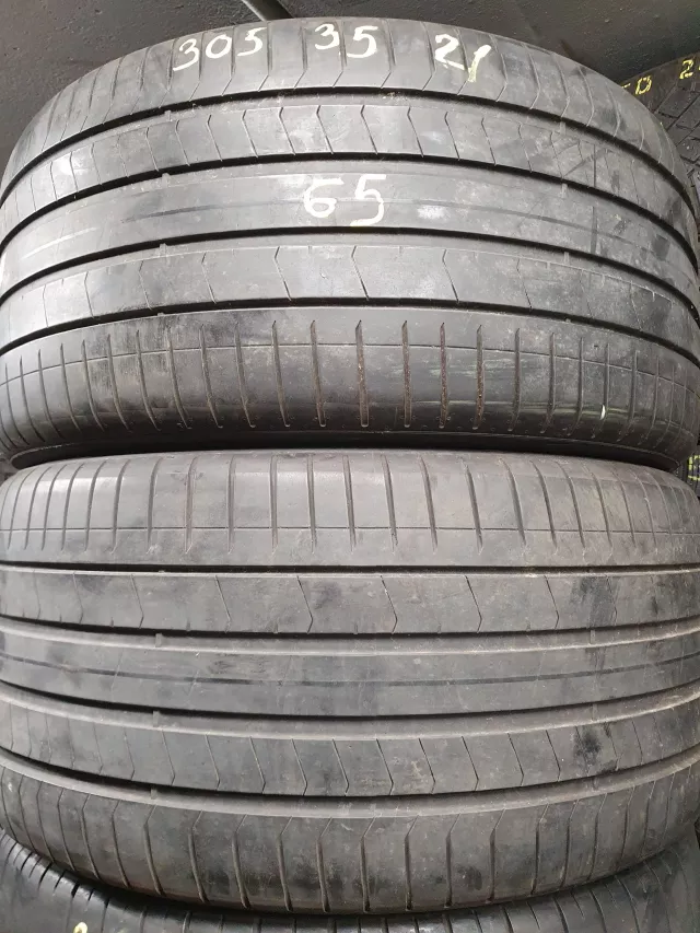 Pirelli Pzero 305/35R21 naudotos padangos