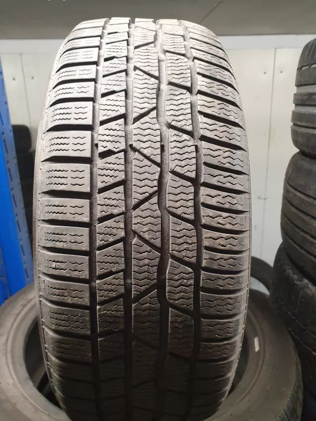 Continental ContiWinter 205/50R17 pavienes padangos