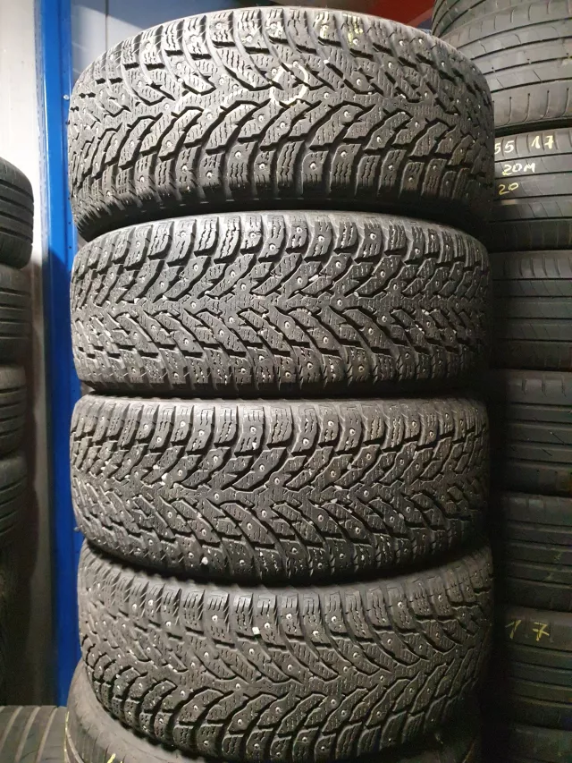Nokian Hakkapeliitta9 215/55R17 padangos