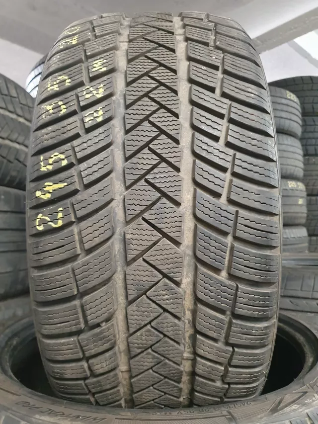 Vredestein Wintrac PRO 245/35R20 padangos
