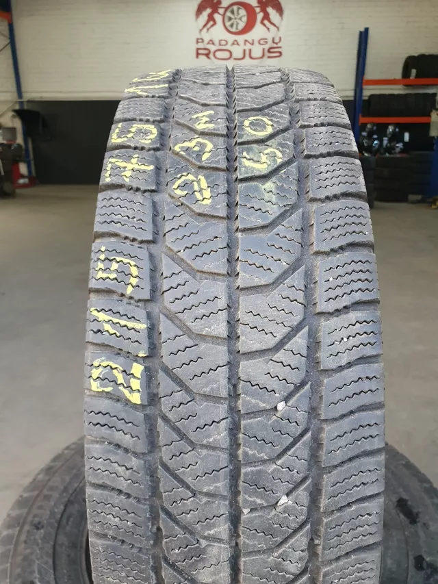 Continental VanContact Viking 116/114R 215/75R16c