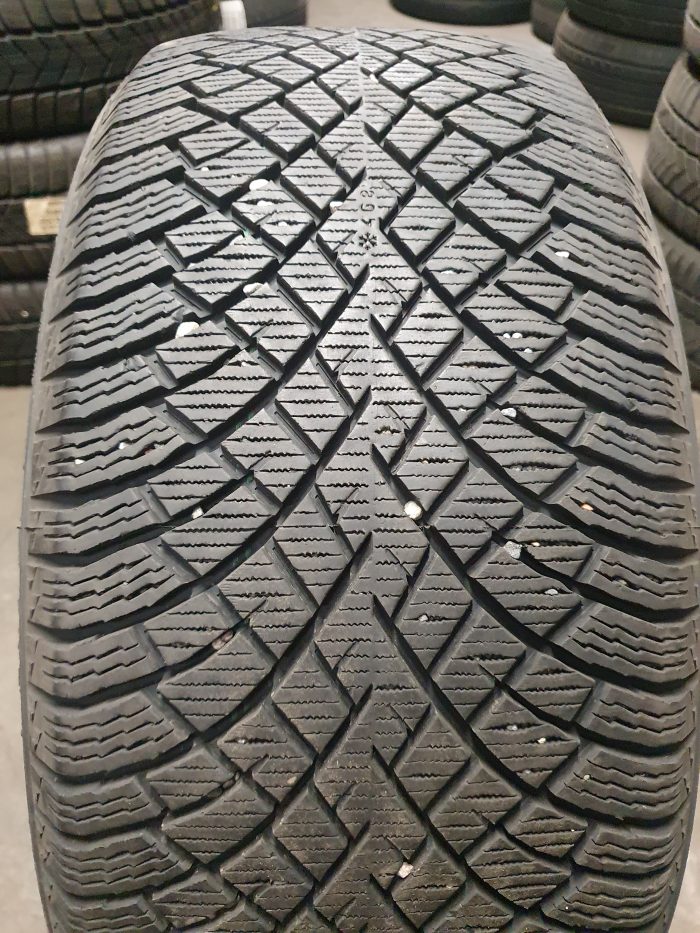 Nokian Hakkapellita R5 255/45 R19 104T XL - Image 1