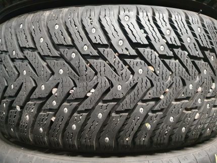 Nokian hakkapeliitta 8 205/55R16