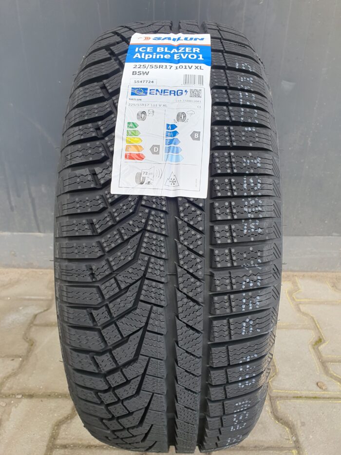 SAILUN ICE BLAZER ALPINE EVO 1 225/55R17 101V XL - Image 1
