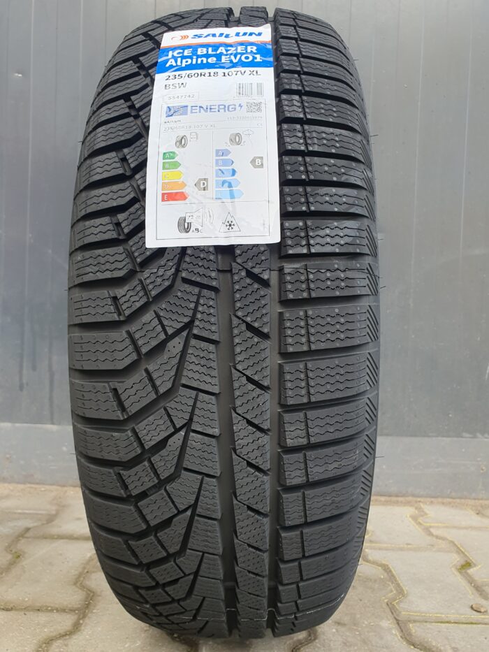 SAILUN ICE BLAZER ALPINE EVO 1 235/60R18 107V XL - Image 1