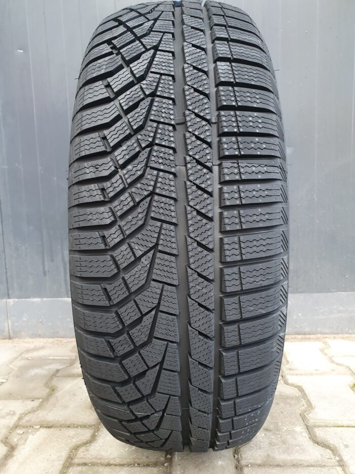 SAILUN ICE BLAZER ALPINE EVO 1 225/45R17 94V XL - Image 1