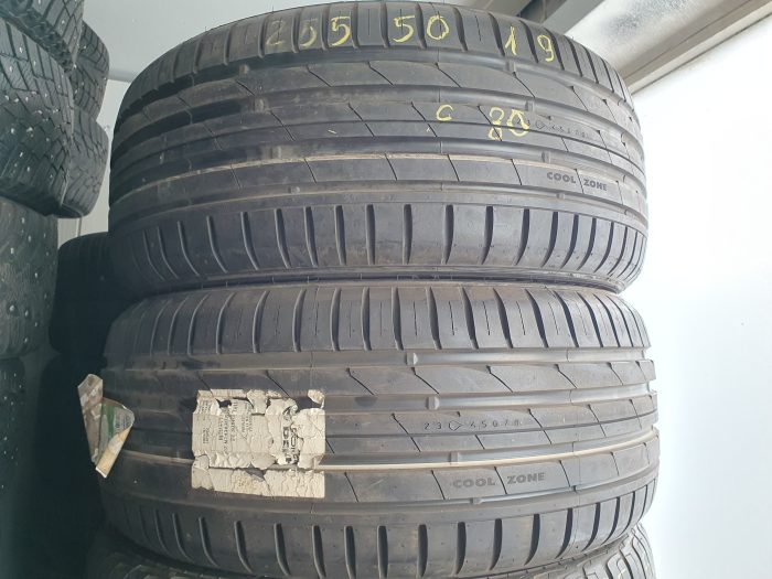 Nokian Hakka Z 255/50 R19 107W XL - Image 1