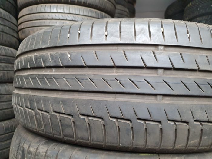 Continental PremiumContact6 225/55 R19 - Image 2
