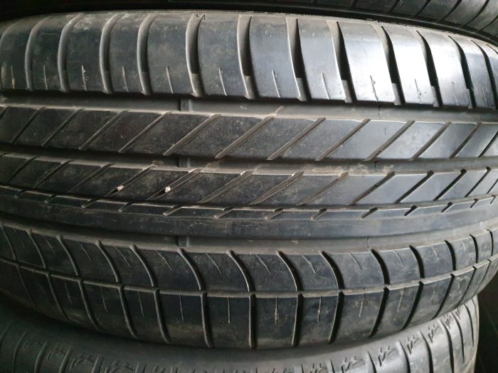 Goodyear Eagle F1 SUV 265/50 R19 - Image 2