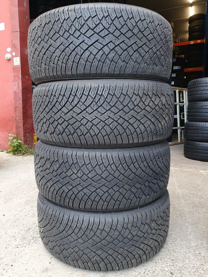 Nokian Hakkapeliitta R5 255/45R19 - Image 1