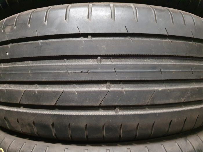Nokian Hakka Black2 235/50R18 - Image 2