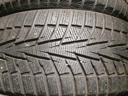 Hankook Winter i*cept iZ3 W636 235/55R19