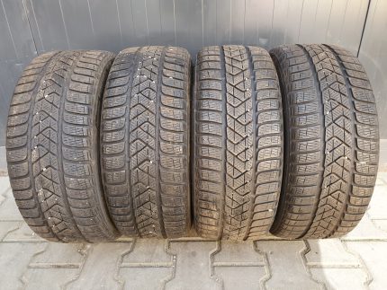 Pirelli Scorpion Winter 205/40R17